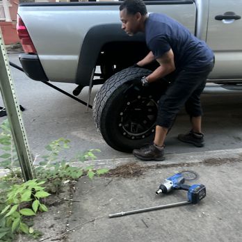 Richmond Roadside - Roadside Assistance Near Me - Richmond, Virginia Richmond Roadside - Roadside Assistance Near Me - Richmond, Virginia