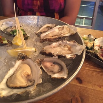 Klaw - Oyster sampler plate 1 - Seafood Near Me - Dublin, D Klaw - Oyster sampler plate 1 - Seafood Near Me - Dublin, D