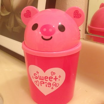 Daiso - Miniature trash can for my 6-year old niece. - Discount Store Near Me - Gardena, California
