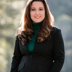 Team Insurance & Financial Services - April McNamara Northern California Sales Team