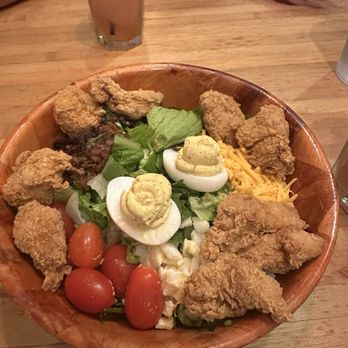 Tumble 22 - Hot Chicken Cobb Salad with chicken bites - Chicken Shop Near Me - Round Rock, Texas Tumble 22 - Hot Chicken Cobb Salad with chicken bites - Chicken Shop Near Me - Round Rock, Texas