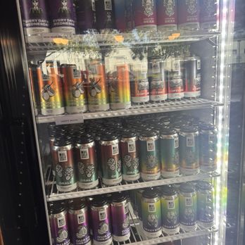 Del Cielo Brewing Company - Can selection - Brewpubs Near Me - Livermore, California Del Cielo Brewing Company - Can selection - Brewpubs Near Me - Livermore, California