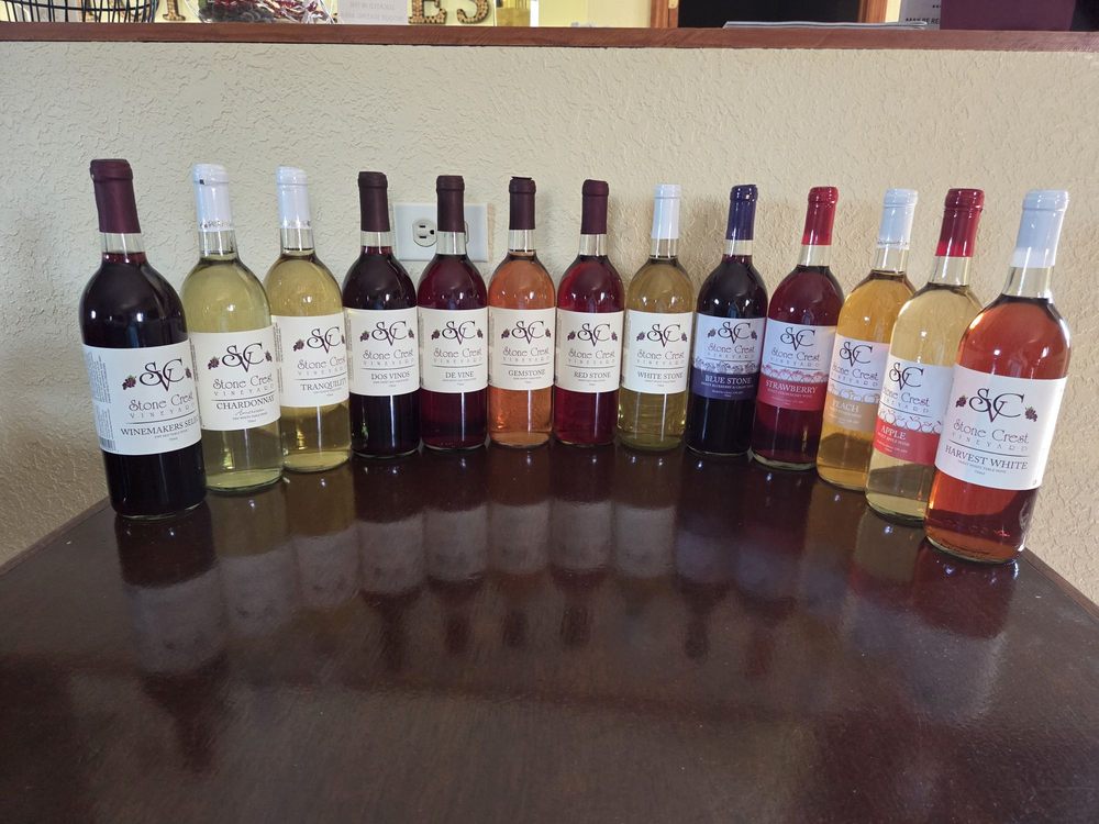 Stone Crest Vineyard Logo