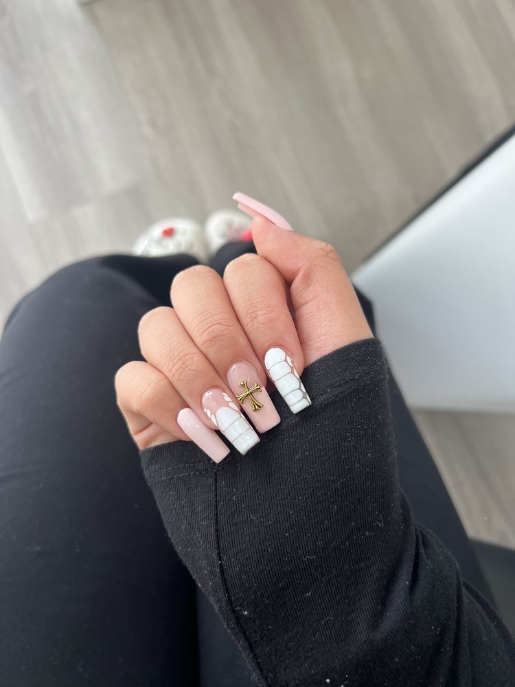 La Belle Nail Spa 2