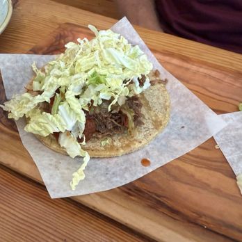 A Toda Madre - Braised beef taco - Tacos Near Me - Glen Ellyn, Illinois A Toda Madre - Braised beef taco - Tacos Near Me - Glen Ellyn, Illinois