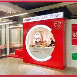 C-Tof - Le nouveau kiosque avec un espace dégustation, où vous serez accueilli par Harris et Marion