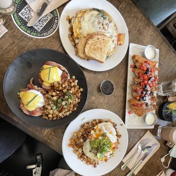 Blu Jam Cafe - Blu Jam Benedict, Create Your Own Omelette, Chilaquiles, Crunchy French Toast - Breakfast & Brunch Near Me - Sherman Oaks, California