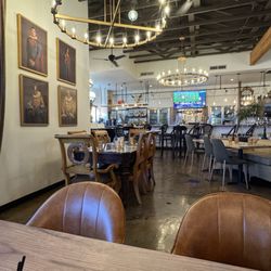 Starlite Restaurant - Interior
