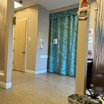 SunState Medical Specialists - Radiation Oncology - Sitting in the waiting room... - Oncologist Near Me - Jupiter, Florida SunState Medical Specialists - Radiation Oncology - Sitting in the waiting room... - Oncologist Near Me - Jupiter, Florida