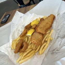 Port Campbell Takeaway - No-frills fish-n-chips place. Had the mixed pack and it was delicious! Perfect if you want good fried food.