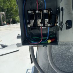2B Electric - Low voltage Ac disconnect