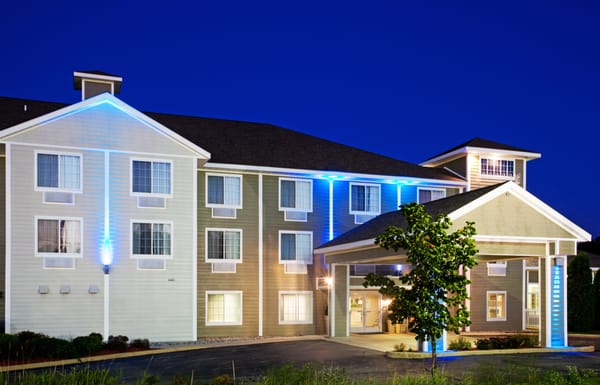 Holiday Inn Express & Suites New Buffalo, MI by null