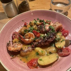 Sofra - Grilled octopus and shrimp
