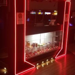 Marcade - Our cool front desk
