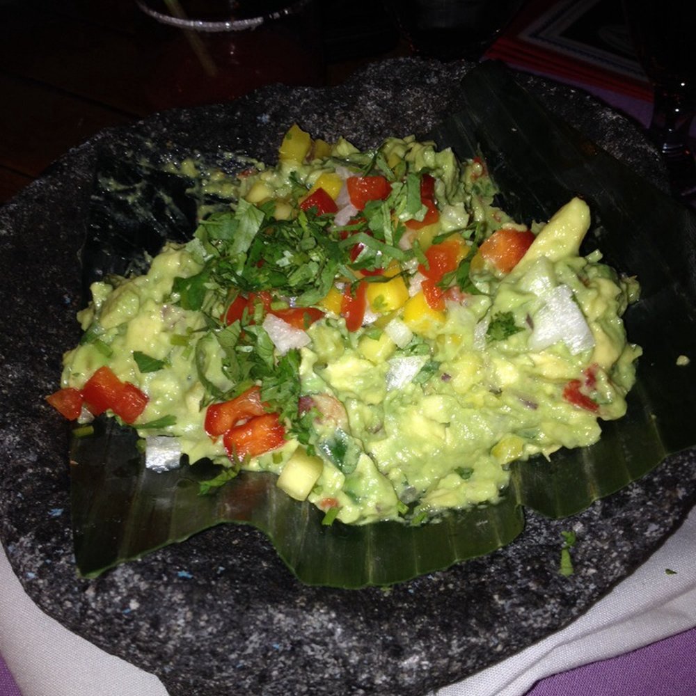 El Vez - Tito Santana guacamole. Amazing! - Mexican Near Me - Philadelphia, Pennsylvania