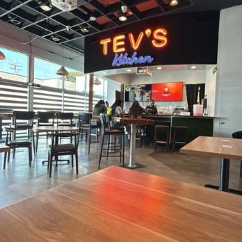Tev's Kitchen - Inside the establishment - Seafood Near Me - Gardena, California Tev's Kitchen - Inside the establishment - Seafood Near Me - Gardena, California