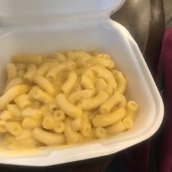 Michigan Ave Cafe - Mac n cheese