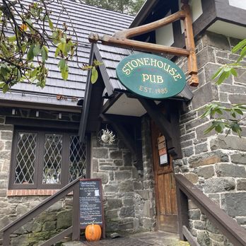 Stonehouse Restaurant & Pub - Canadian (New) Near Me - Sidney, British Columbia Stonehouse Restaurant & Pub - Canadian (New) Near Me - Sidney, British Columbia