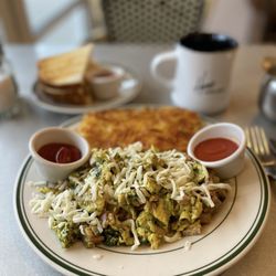 Harry's Coffee Shop - Green eggs and ham scramble