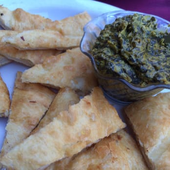 Himalayan Kitchen - Naan fried with spinach dip, really good! - Indian Near Me - Honolulu, Hawaii Himalayan Kitchen - Naan fried with spinach dip, really good! - Indian Near Me - Honolulu, Hawaii