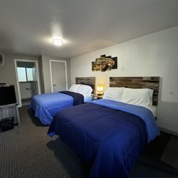 R3 Hotel - Double Companion Room