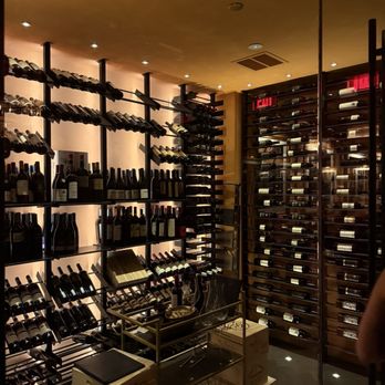 EVELYN - Wine cellar - Lounges Near Me - Dallas, Texas