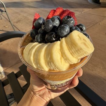 Oakberry Acai - Acai Bowls Near Me - Kapolei, Hawaii