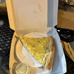 Mac n' Cheese Pizza
