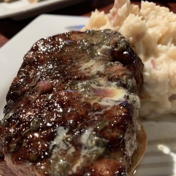 Frank's Steak House - Petite filet with mashed. - Steakhouses Near Me - Cambridge, Massachusetts