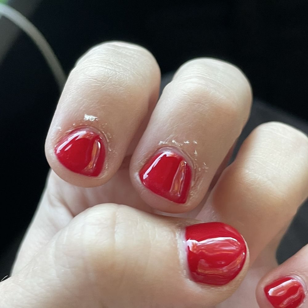 Le Petit Salon - Nail Salons Near Me - Tustin, California