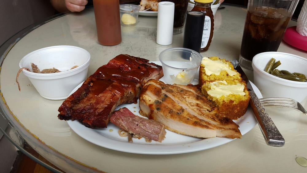 Food from Bebe's Southern Grill