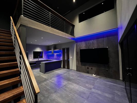 Residential & Commercial Remodeling / New Construction - We have over 20 years of experience in the construction field. We specialize in Home Remodel, Kitchen Remodel, Bathroom Remodel, Tenant Improvement and Dental Office Construction.