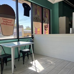 Slidell Ice Cream - Amazing! Great selection of flavors! I got one scoop and it was huge! Definitely worth worth trying!!!