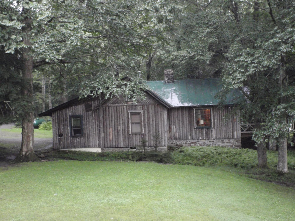 COVEWOOD LODGE 120 Covewood Lodge Rd, Eagle Bay, New York Hotels