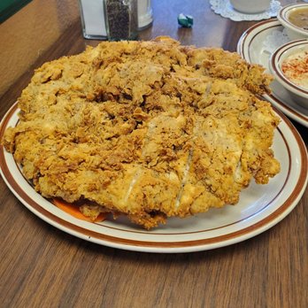 Vic's Daily Cafe - American Near Me - Albuquerque, New Mexico