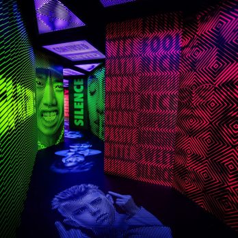 Puzzling World - PARADOX LANE - Amusement Parks Near Me - Wanaka, MWT