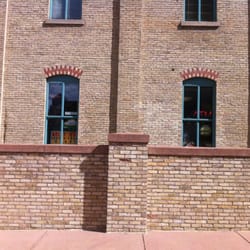 Mollyos - Building front