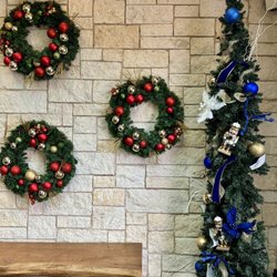 Waterfront Grill - Christmas decor in entry way