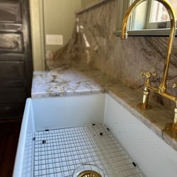 Aspen Tops East