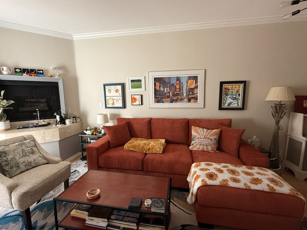 NoHo Furniture Outlet