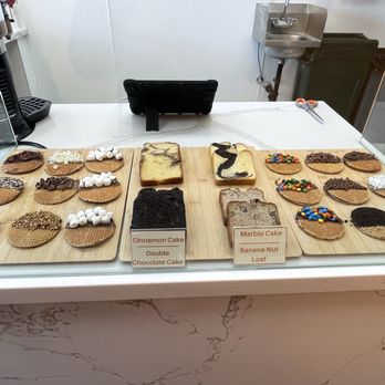 Mr Stroopwafel - Side display of options - Desserts Near Me - Petaluma, California