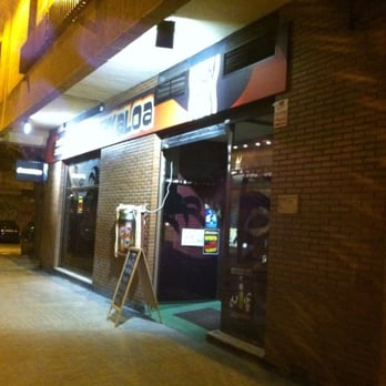Huakaloa - Juice Bars & Smoothies Near Me - Valencia, V