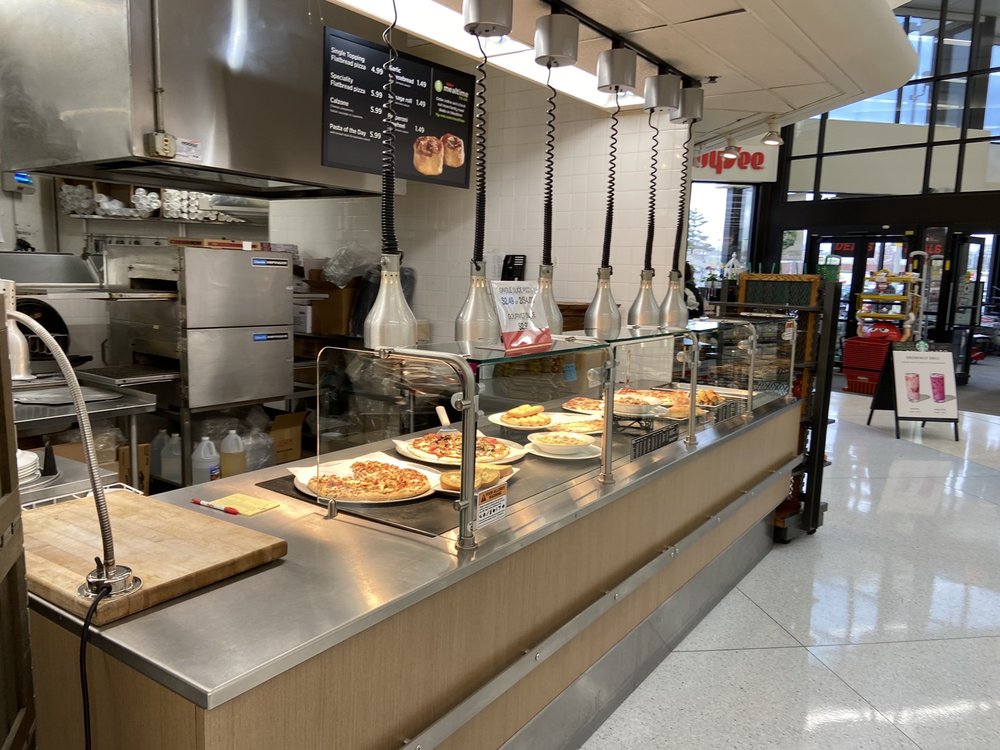 HYVEE FAST & FRESH Updated September 2024 16 Photos & 43 Reviews