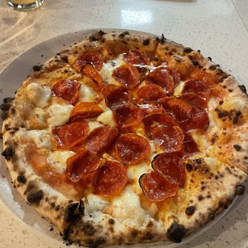 Del Lusso - L'Americano pizza - Pizza Near Me - Carlsbad, California