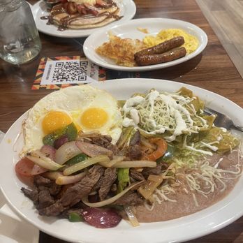Cafe De Olla - Del Norte, Sweet Temptation Pancakes - American Near Me - Monrovia, California