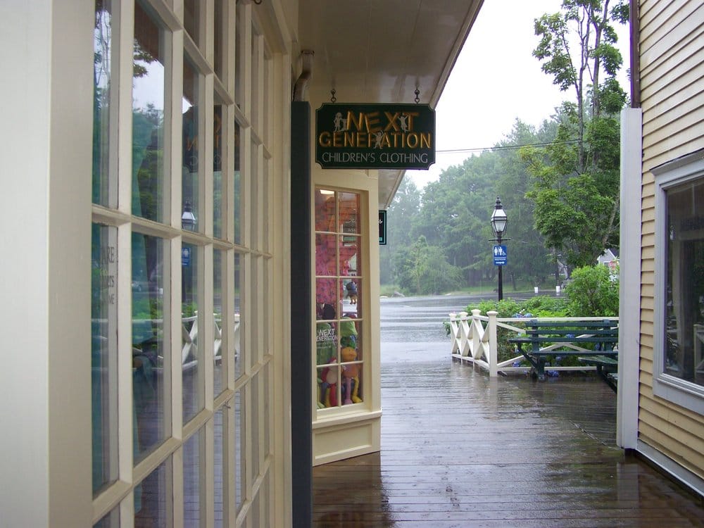 NEXT GENERATION Updated September 2024 17 Dock Square Boardwalk, Kennebunkport, Maine