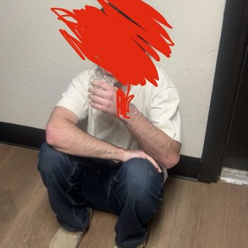 Crazy D’s Hot Chicken - My friend was throwing up at the restroom after eating the chicken - Chicken Shop Near Me - Davis, California Crazy D’s Hot Chicken - My friend was throwing up at the restroom after eating the chicken - Chicken Shop Near Me - Davis, California