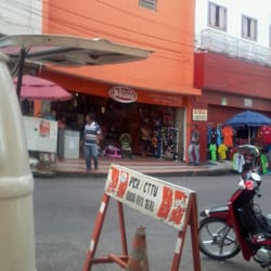 Cia das Bolsas - Cia das bolsas. Área externa.