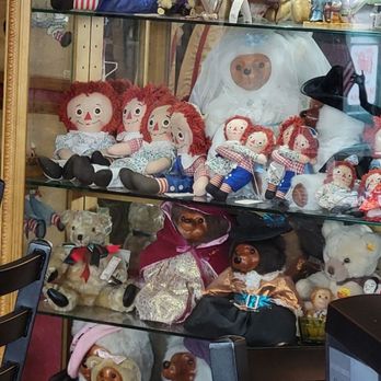 Rosie's Cafe - Annabelle watching over us as we shared a dessert - Cafes Near Me - Ormond Beach, Florida