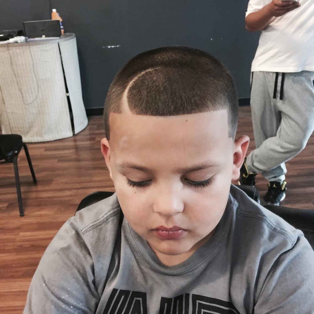 RazorSharp Barbershop Logo